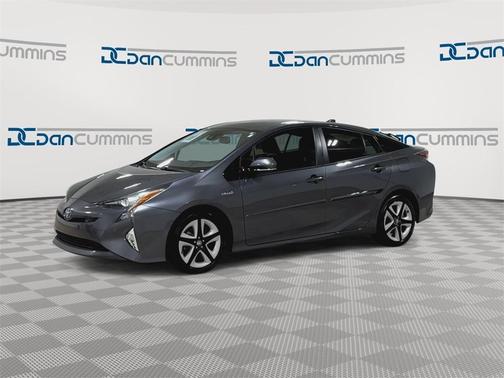 2018 Toyota Prius Four Touring