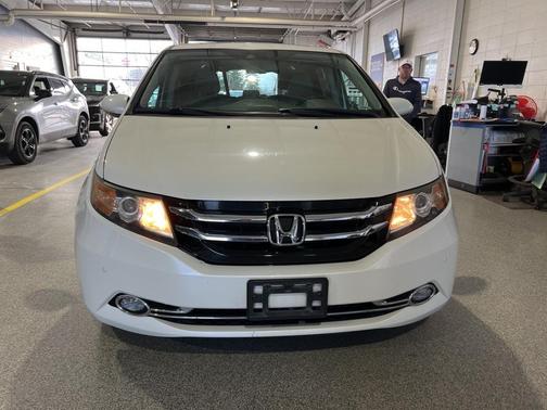 2015 Honda Odyssey Touring Elite