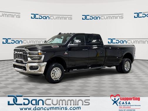 Diamond Black 2026 RAM 3500 Tradesman