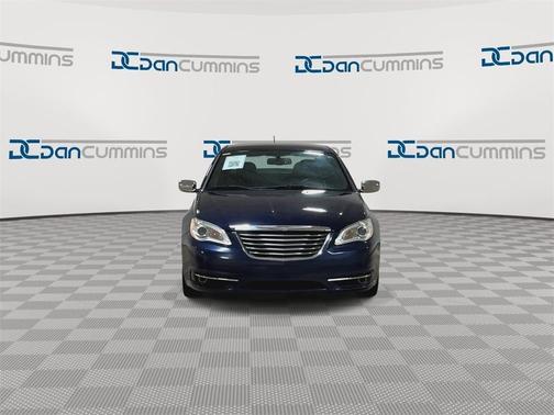 2013 Chrysler 200 Limited