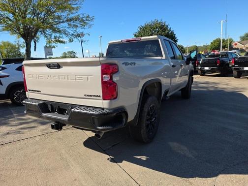 2026 Chevrolet Silverado 2500 Custom