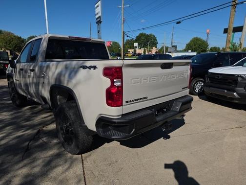 2026 Chevrolet Silverado 2500 Custom