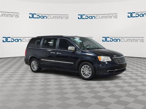 2013 Chrysler Town & Country Touring-L