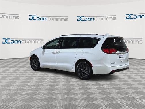 2020 Chrysler Pacifica Launch Edition