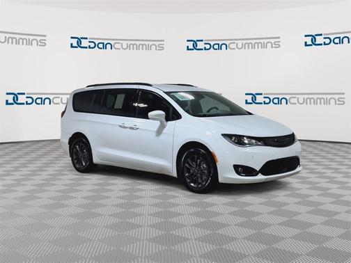 2020 Chrysler Pacifica Launch Edition