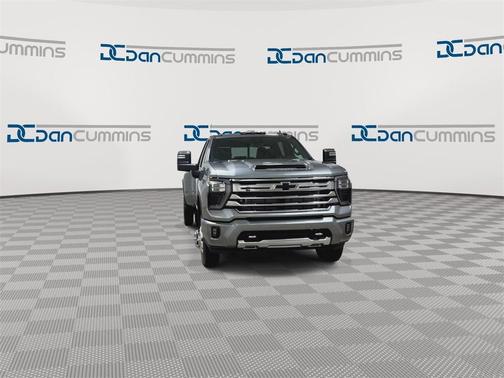2025 Chevrolet Silverado 3500 High Country