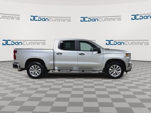 Silver Ice Metallic 2019 Chevrolet Silverado 1500 Custom