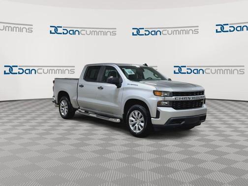 Silver Ice Metallic 2019 Chevrolet Silverado 1500 Custom