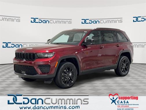 2025 Jeep Grand Cherokee Laredo