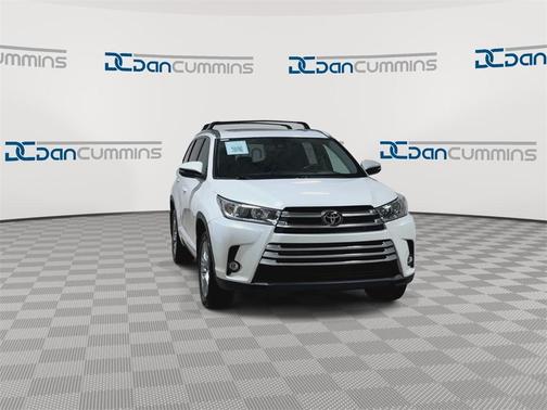 2019 Toyota Highlander 
