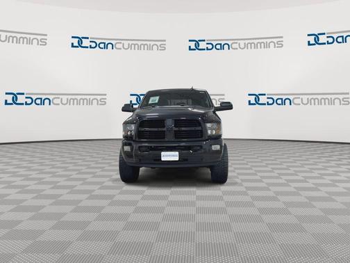 Brilliant Black Crystal Pearlcoat 2016 RAM 2500 Big Horn