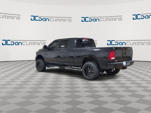 Brilliant Black Crystal Pearlcoat 2016 RAM 2500 Big Horn