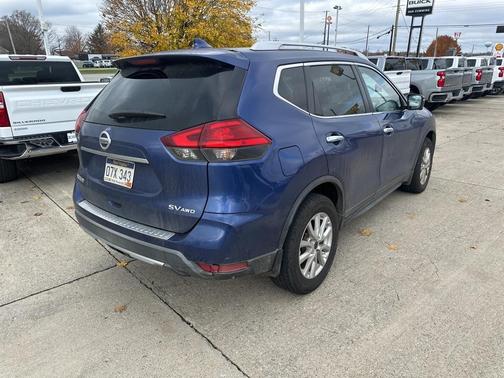 2017 Nissan Rogue SV