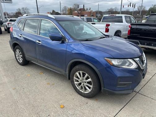 2017 Nissan Rogue SV
