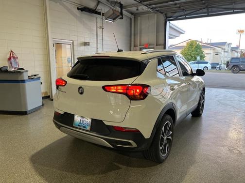 2022 Buick Encore GX Select