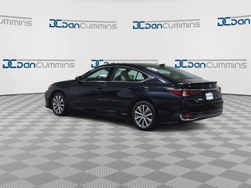 2021 Lexus ES 300h 300H