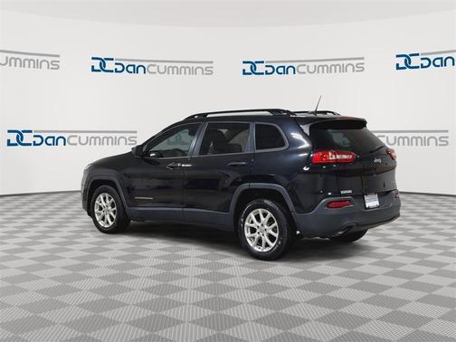2017 Jeep Cherokee Sport