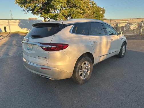 2018 Buick Enclave Essence