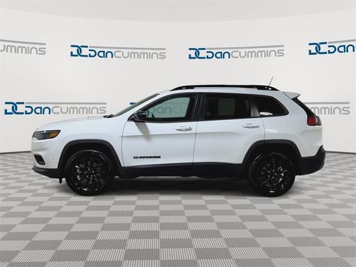 2023 Jeep Cherokee Altitude Lux