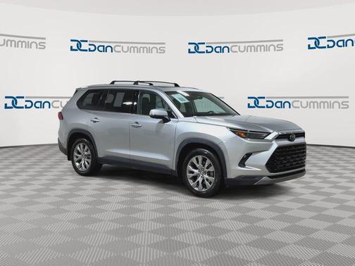 Celestial Silver Metallic 2024 Toyota Grand Highlander LIMITED