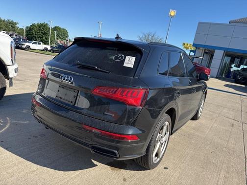 2020 Audi Q5 40 Premium Plus