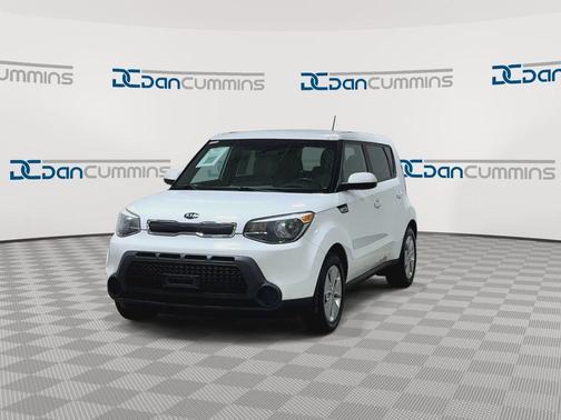 Clear White 2016 Kia Soul Base