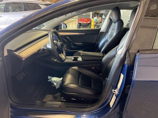 2022 Tesla Model 3 Base