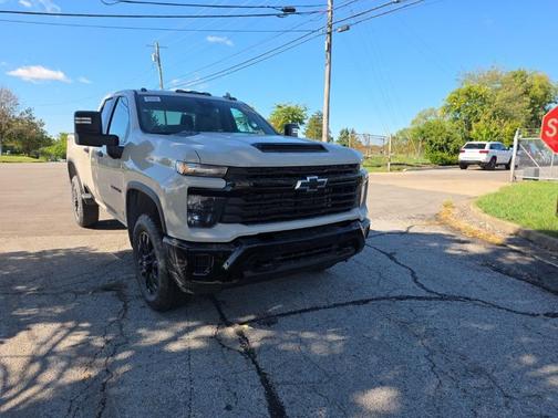 2026 Chevrolet Silverado 2500 Custom