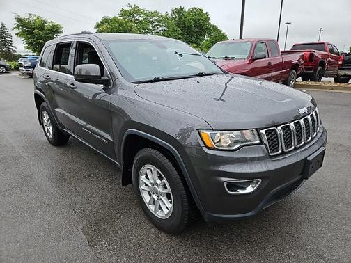 2019 Jeep Grand Cherokee Laredo E