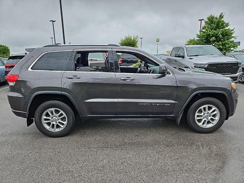 2019 Jeep Grand Cherokee Laredo E