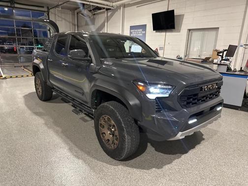 2024 Toyota Tacoma Hybrid 