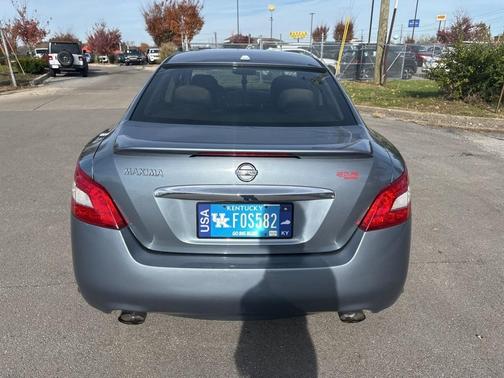 2010 Nissan Maxima SV