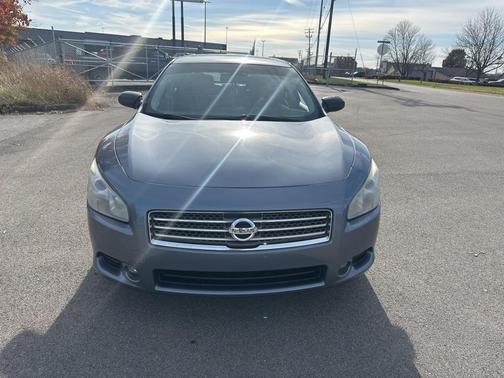 2010 Nissan Maxima SV