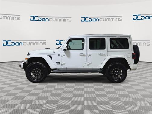 2021 Jeep Wrangler Unlimited Sahara Altitude