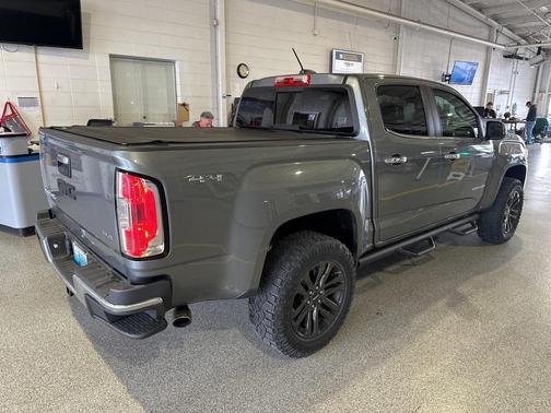 2018 GMC Canyon SLE