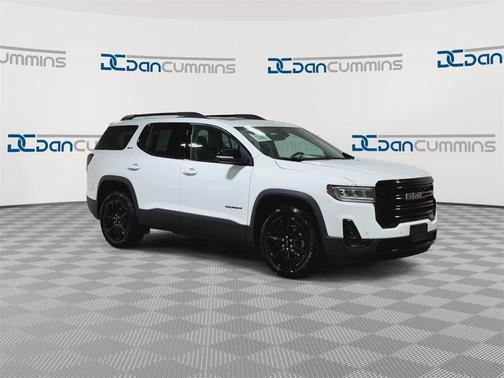 2022 GMC Acadia SLT