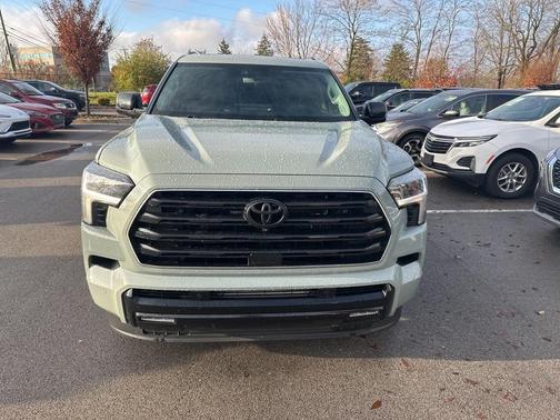 2024 Toyota Sequoia SR5