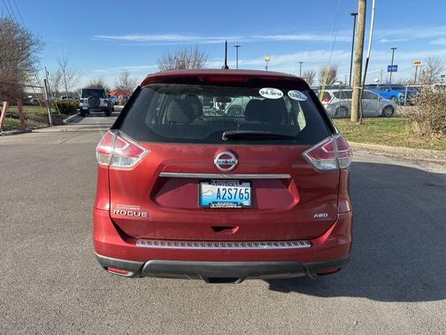 2015 Nissan Rogue S