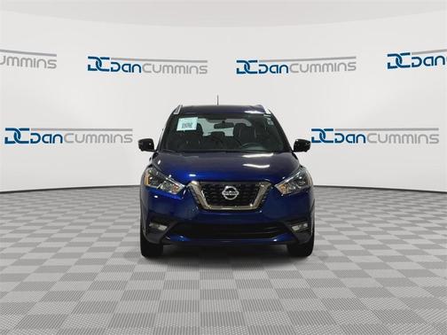 2019 Nissan Kicks SR