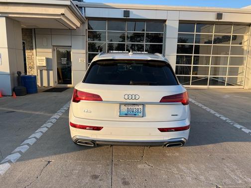 2022 Audi Q5 45 S line quattro Premium