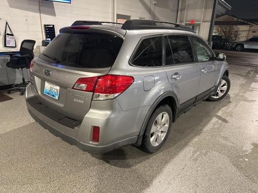 2011 Subaru Outback 2.5i Premium