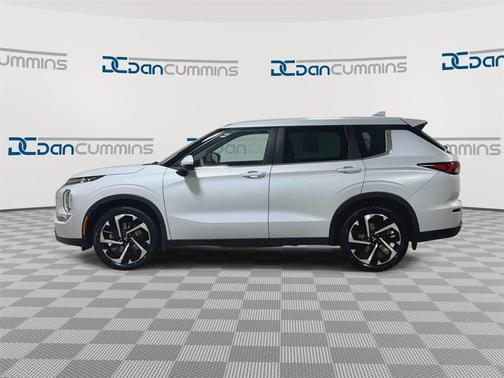 2022 Mitsubishi Outlander ES