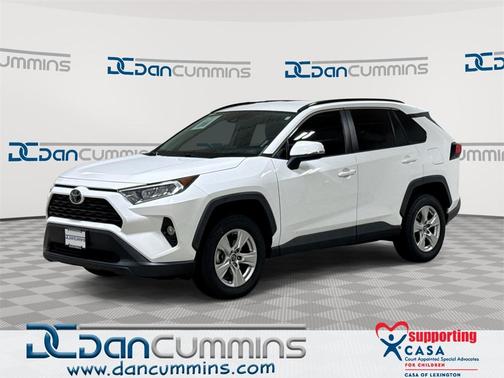 2020 Toyota RAV4 XLE