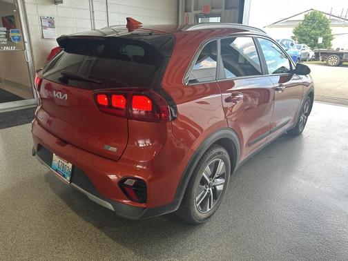 2022 Kia Niro LXS
