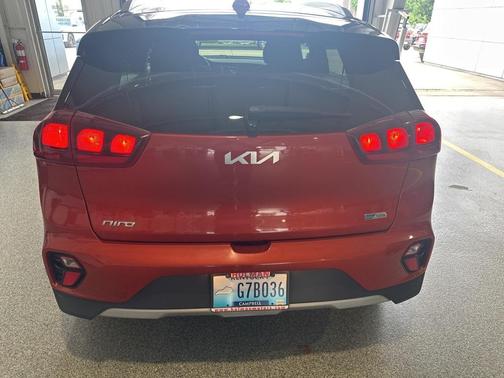 2022 Kia Niro LXS