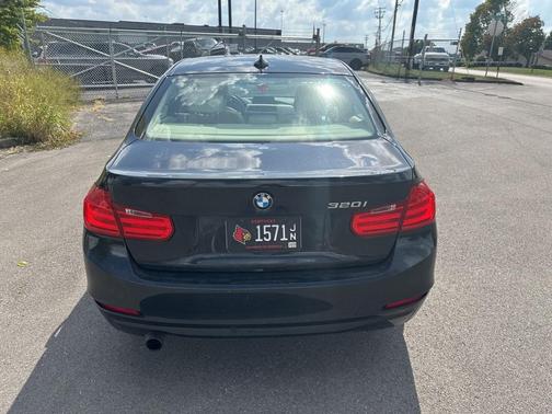 2015 BMW 320 i