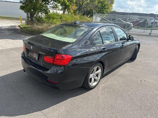 2015 BMW 320 i