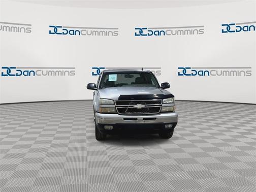 2006 Chevrolet Silverado 1500 LT Crew Cab