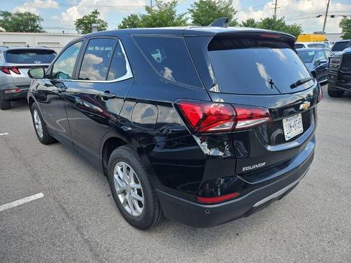 Mosaic Black Metallic 2024 Chevrolet Equinox LT