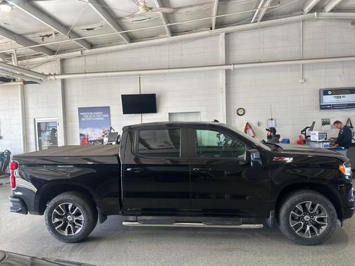 2022 Chevrolet Silverado 1500 RST